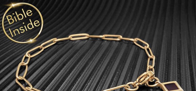 Nano Bible Bracelet Elegant Gold Chain Design with New Testament Inside - by My Nano Jewelry